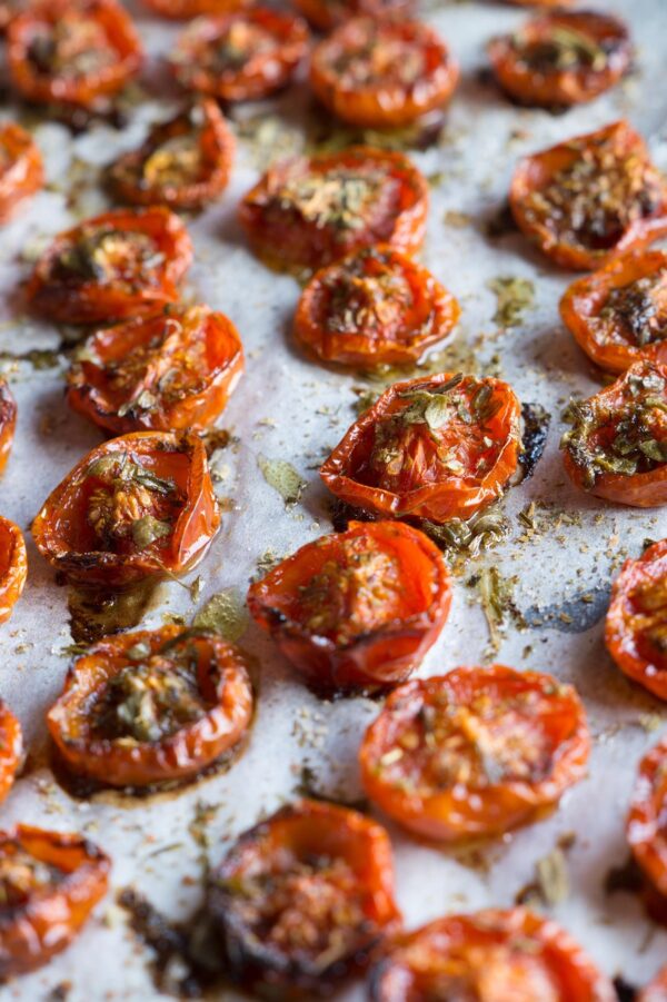 tomatoes, red, summer, mediterranean, vegetables, eat, delicious, food, vitamins, kitchen, vegetarian, tomato, nutrition, oil, cook, nature, salad, tasty, ingredients